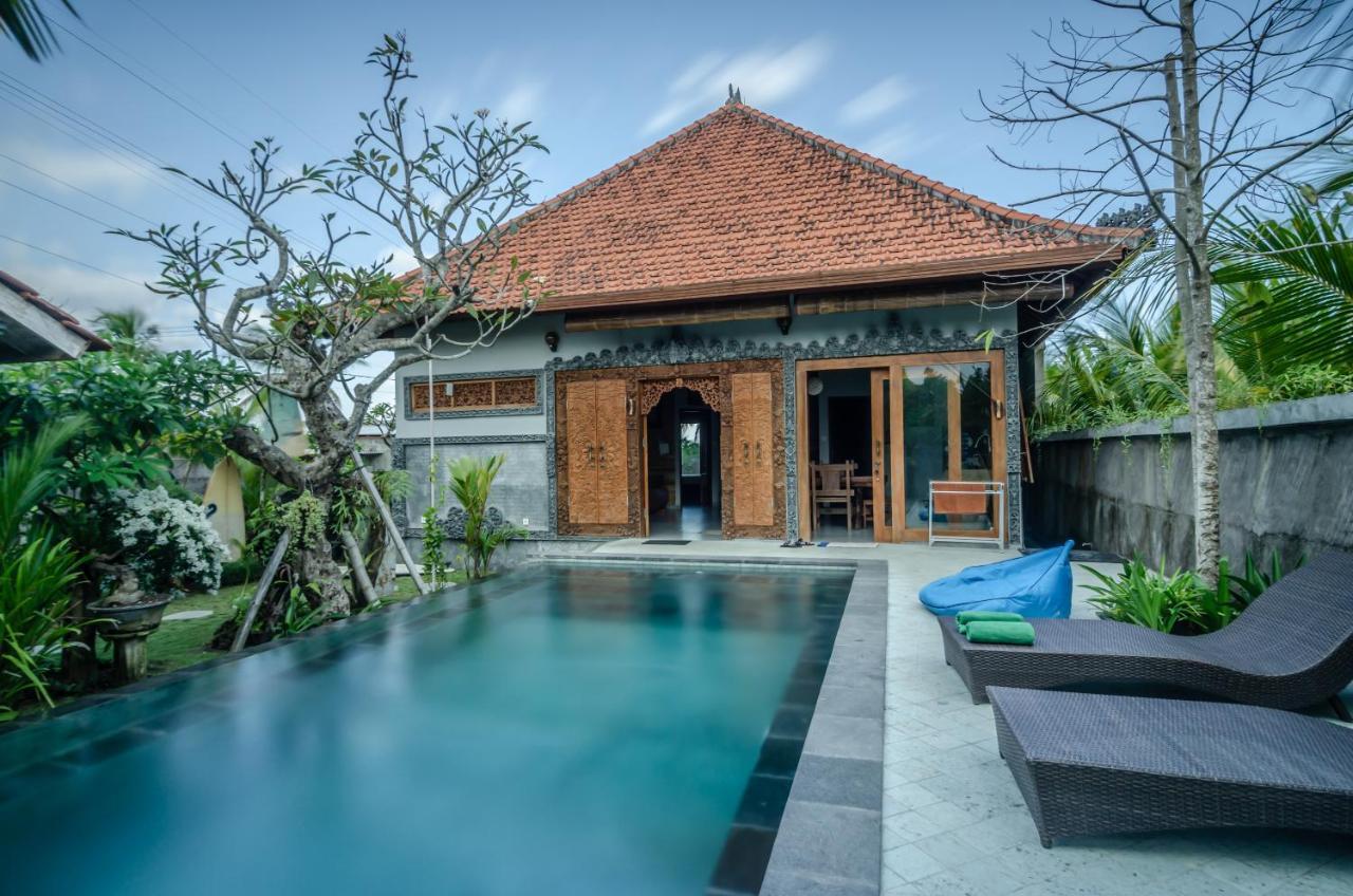 Fins Villa Medewi Airsatang Bagian luar foto