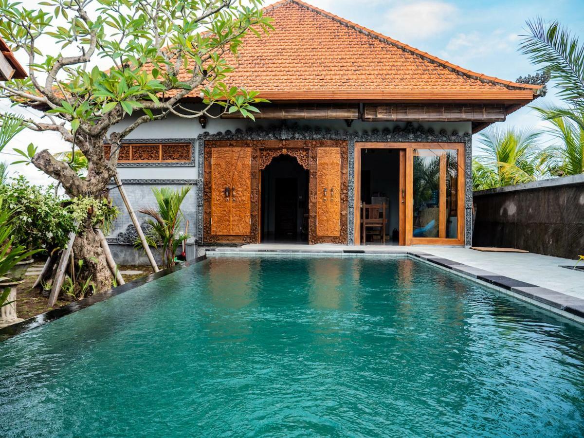 Fins Villa Medewi Airsatang Bagian luar foto